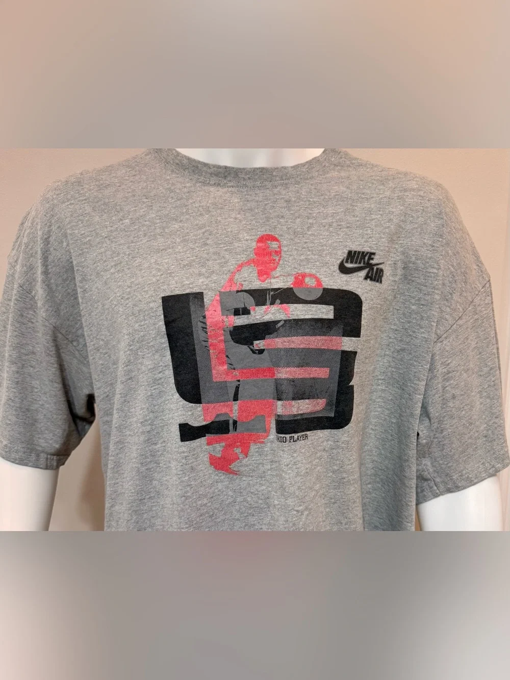 Nike Air King James Grey Short Sleeve Graphic Tee with Black & Red Print XXL